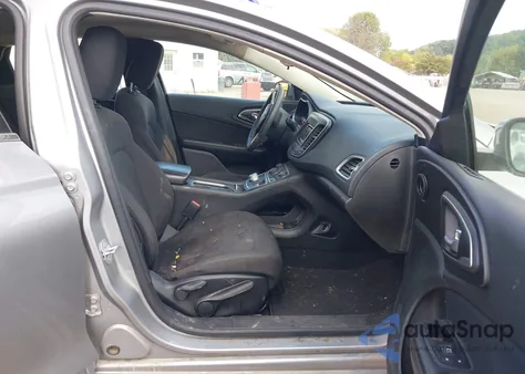 2015 Chrysler 200 Limited из США, поврежденный, VIN 1C3CCCAB7FN559602